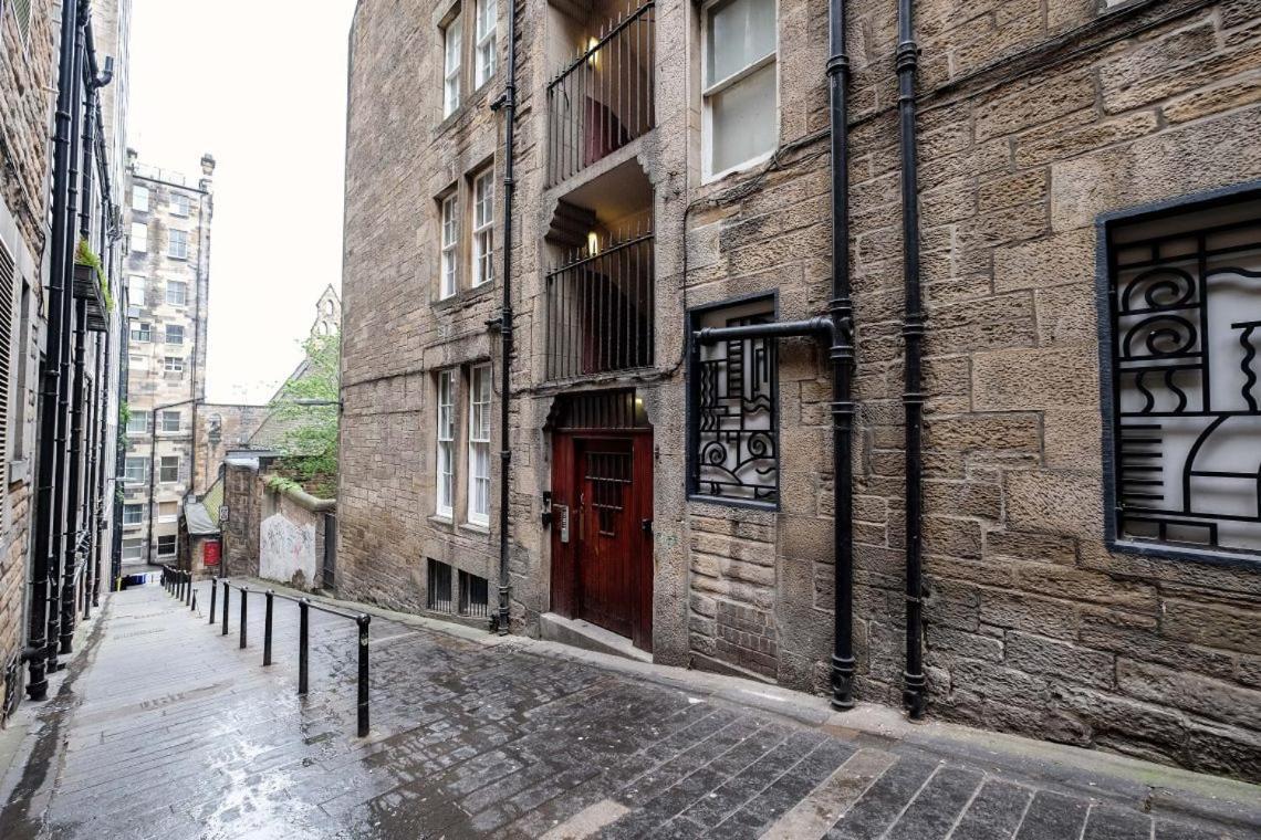 Luxury Royal Mile Boutique 2Bedroom Apartment Единбург Екстериор снимка