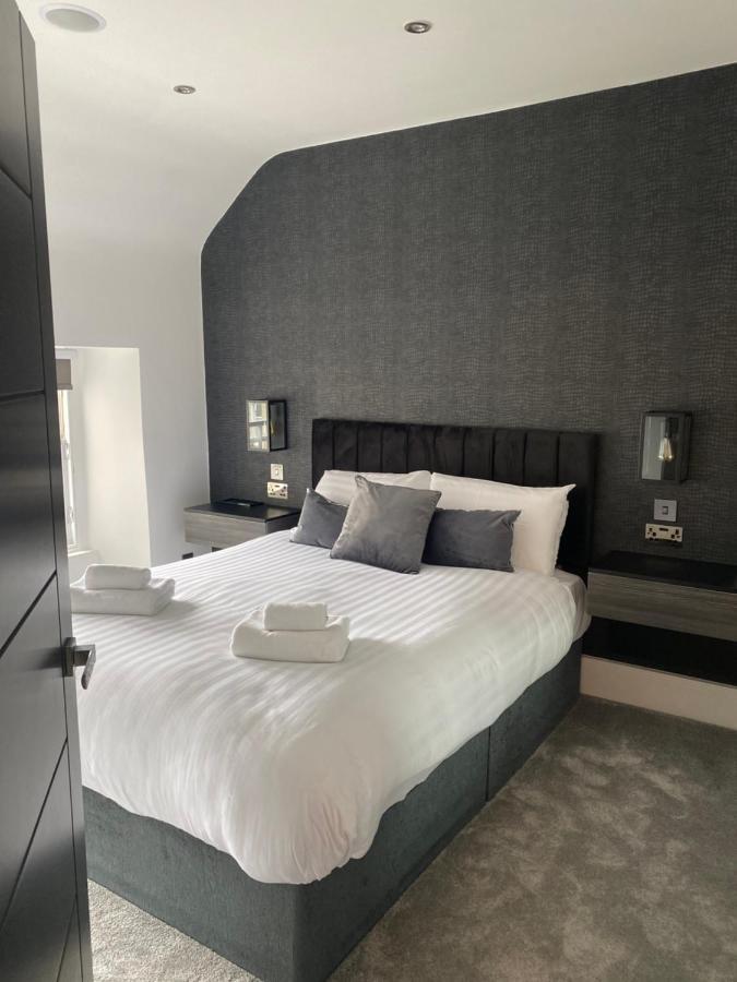 Luxury Royal Mile Boutique 2Bedroom Apartment Единбург Екстериор снимка