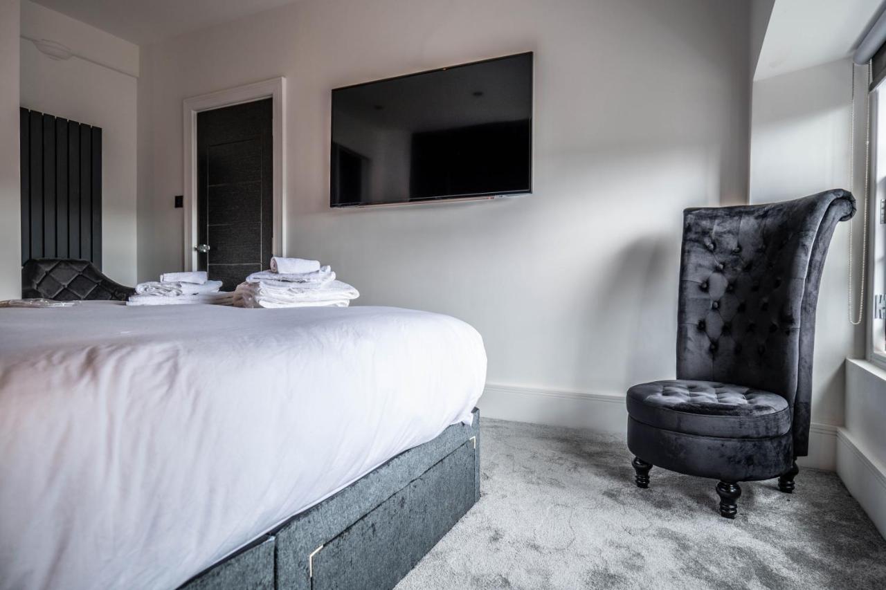 Luxury Royal Mile Boutique 2Bedroom Apartment Единбург Екстериор снимка